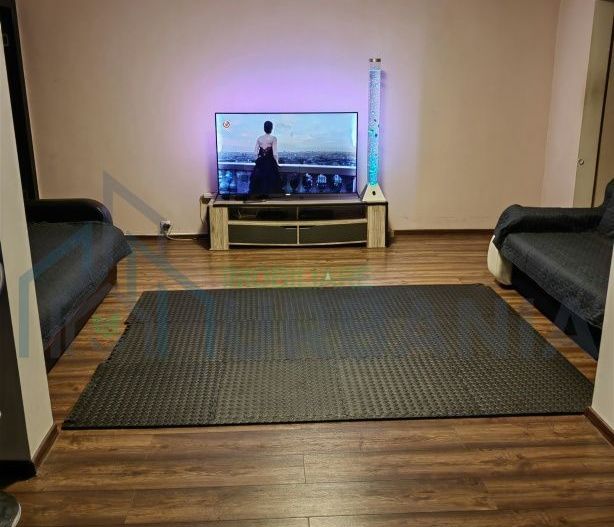 Apartament 3 camere, 80 mp, zona Podul de Piatră, mobilat și utilat - Poză 1