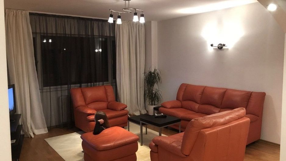 Închiriez apartament 2 camere, Piața Alba Iulia, modern - Poză 3