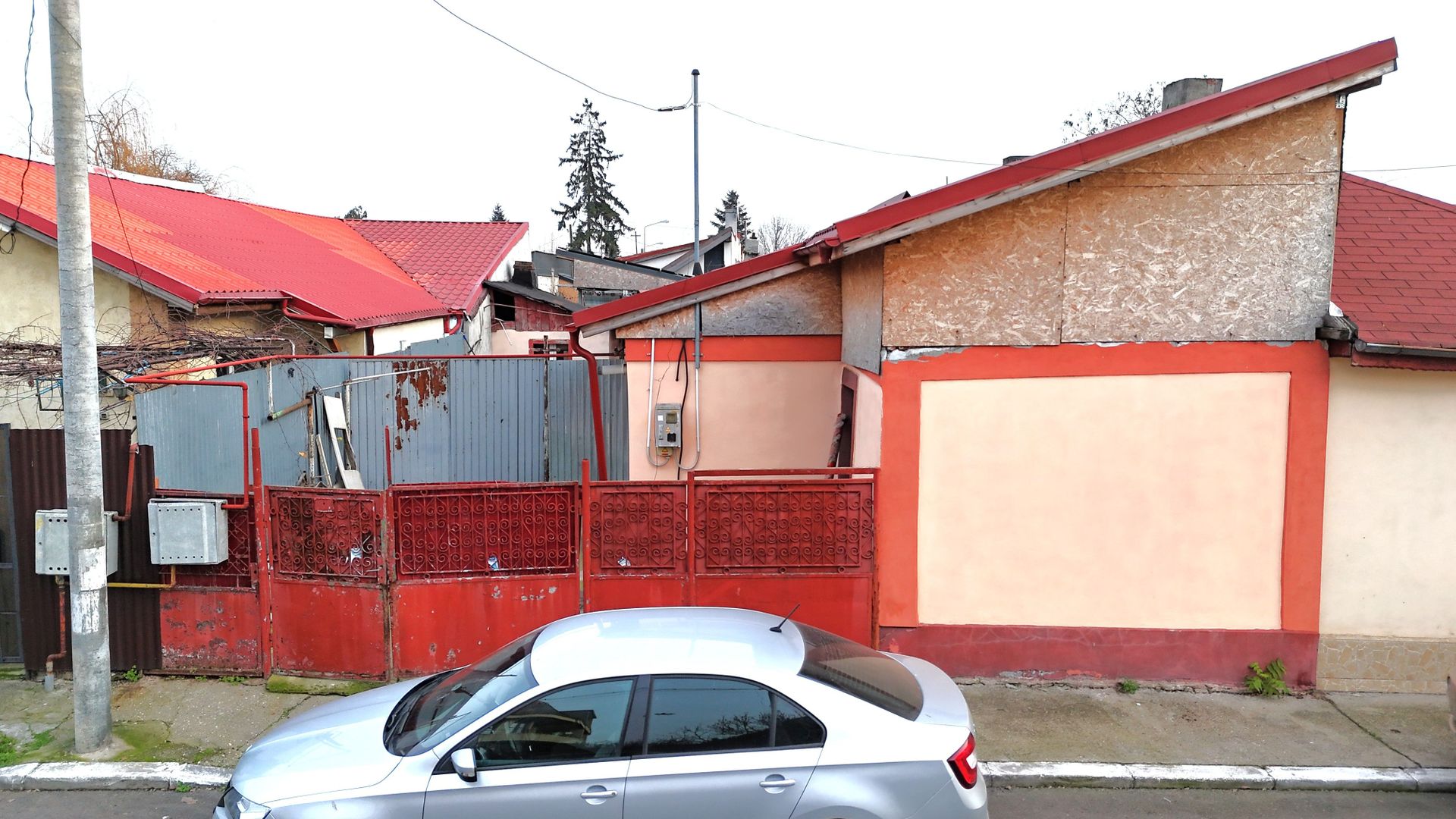 Casă individuală, curte proprie - Cel mai bun preț din zonă - Poză 4