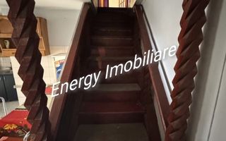 Casă familială în localitatea Cristești - Poză 6