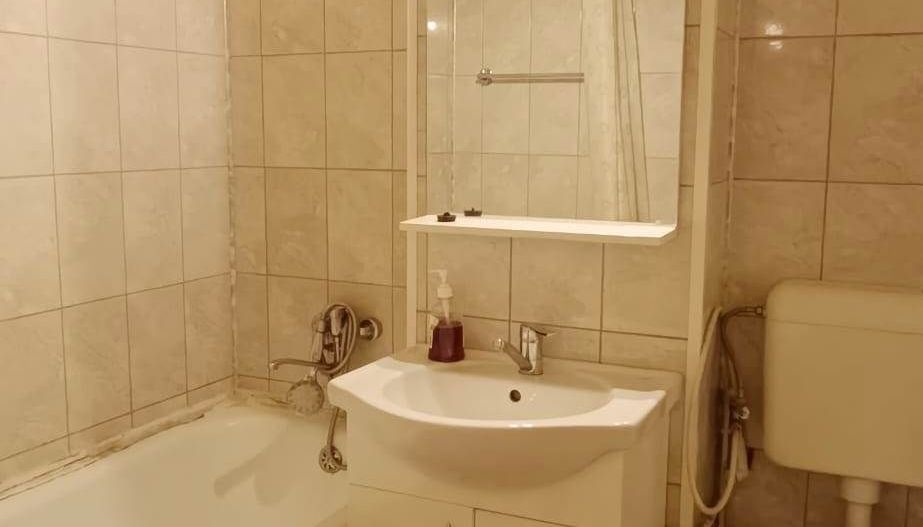 Apartament mobilat in Brasov-Grivitei - Poză 8