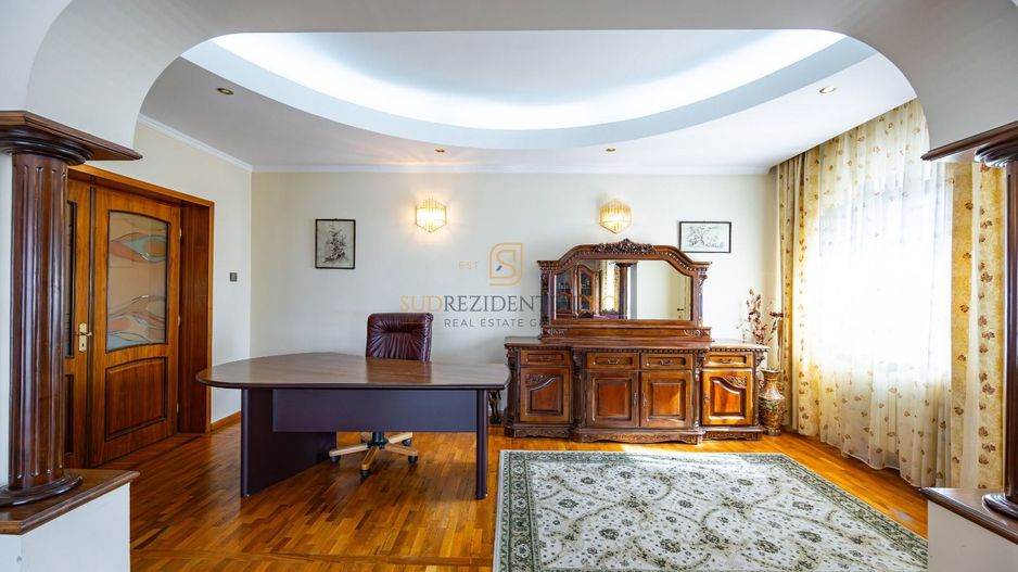 Vila impresionanta D+P+E+M | 500+ mp | teren 2652 mp | piscina - Poză 15