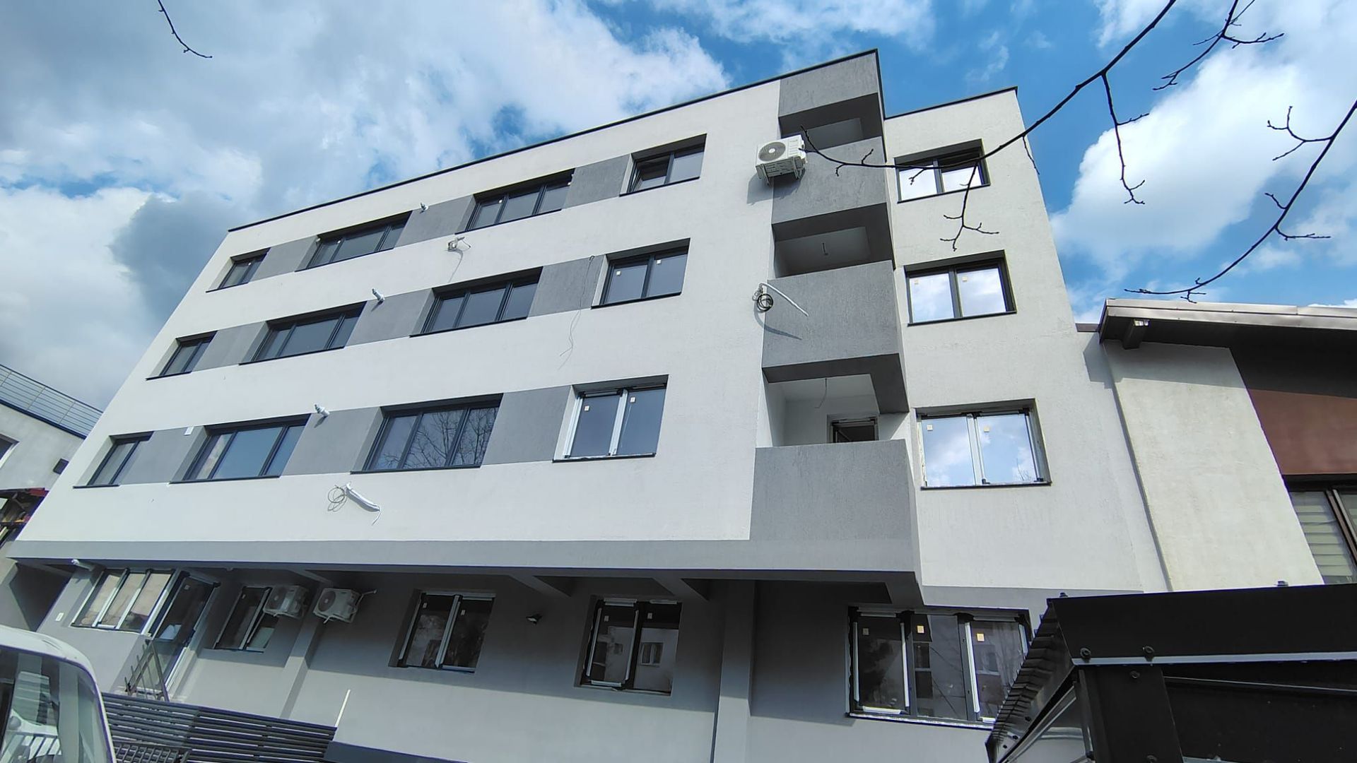 Chirie 4 camere I metrou Brancoveanu - Poză 1