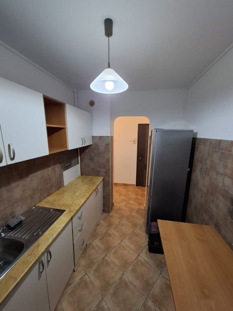 Aparatment 2 camere 50 mp  Podu Ros Splai Bahlui 350 euro - Poză 4