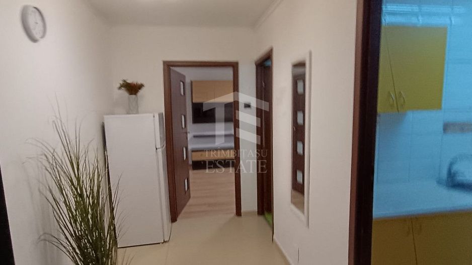 Garsoniera Decom.+Balcon ( pretabil spat.comerc./investitie) PARTER/4 - Poză 1