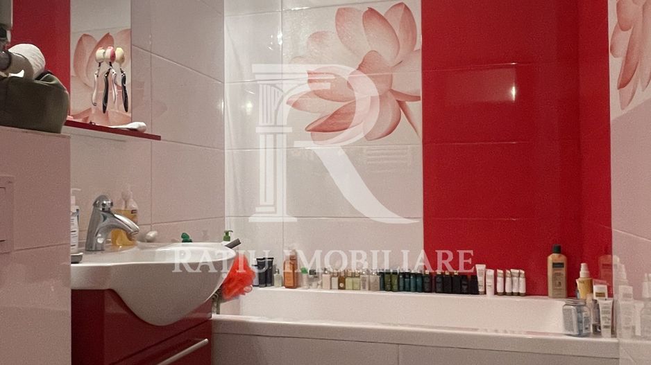 Apartament cu 3 camere | Etaj intermediar | Rogerius | Oradea - Poză 8