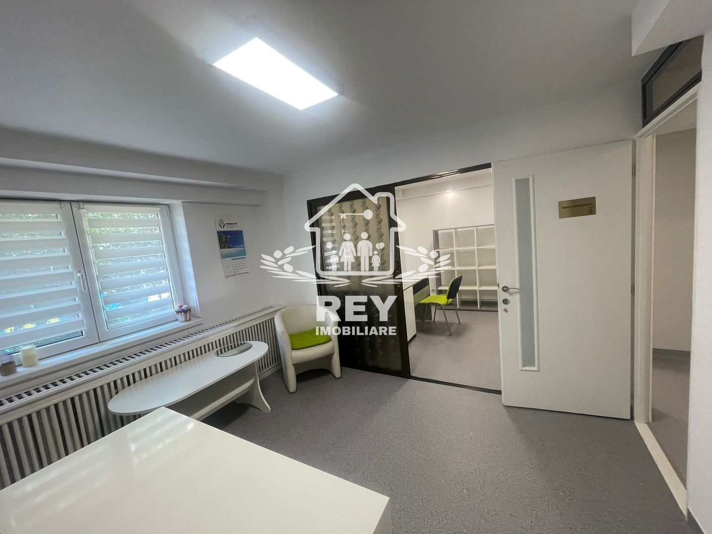 Spațiu comercial de vânzare zonă centrală - Poză 2