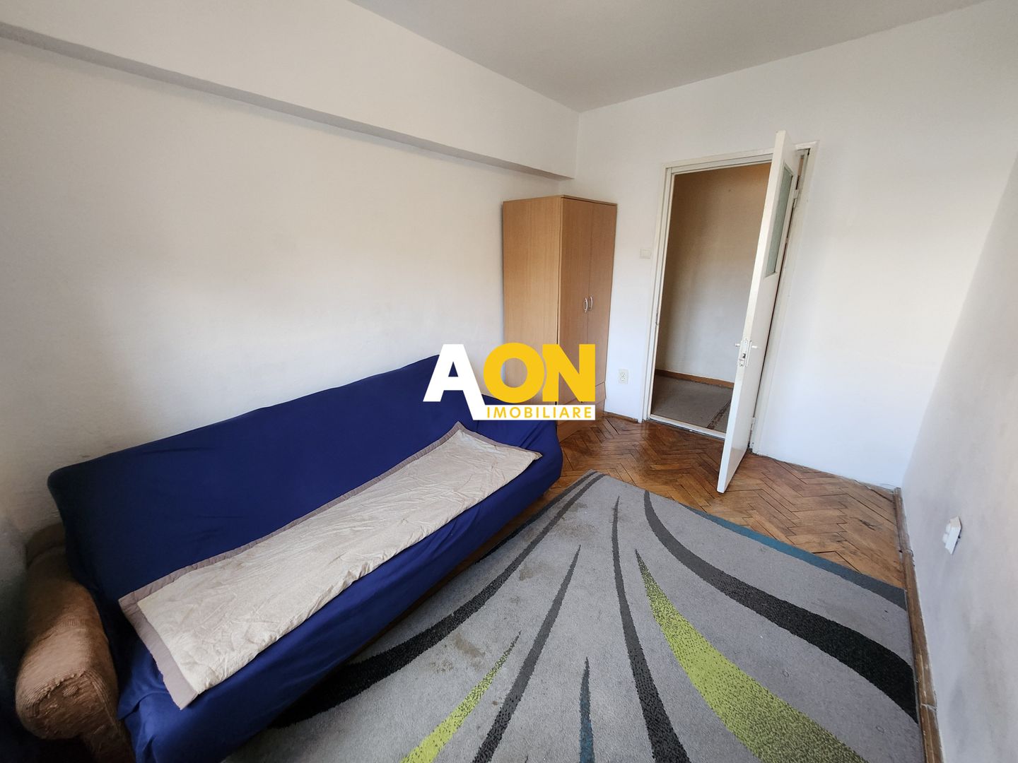 De vanzare apartament 3 camere, etaj 1, Cetate - Poză 4