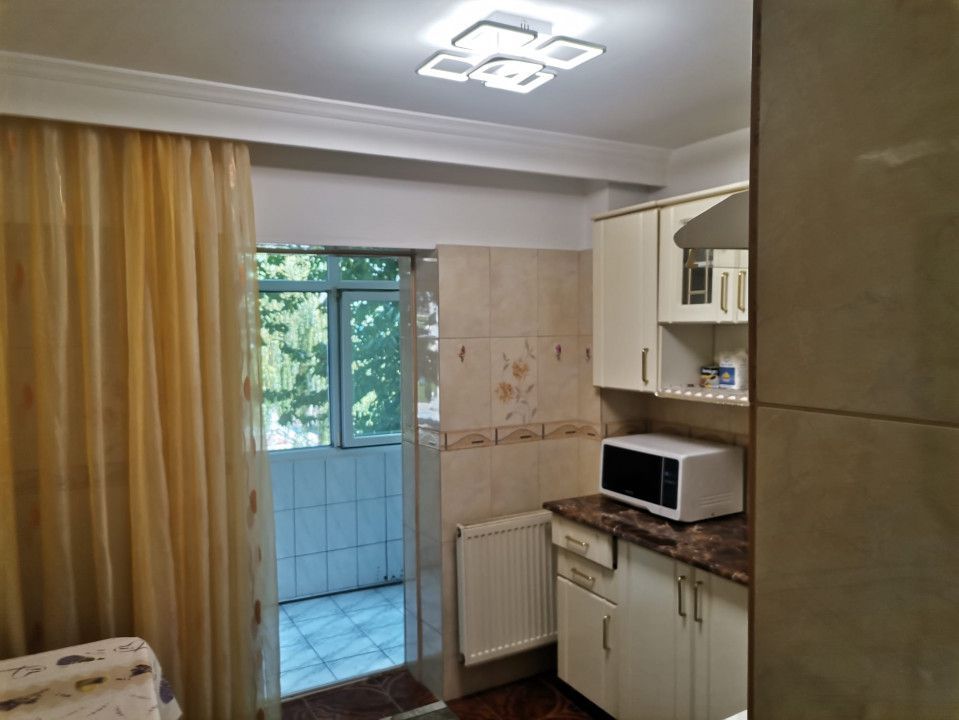 Inchiriere apartament Frati Golesti - Mc Donalds - Poză 6