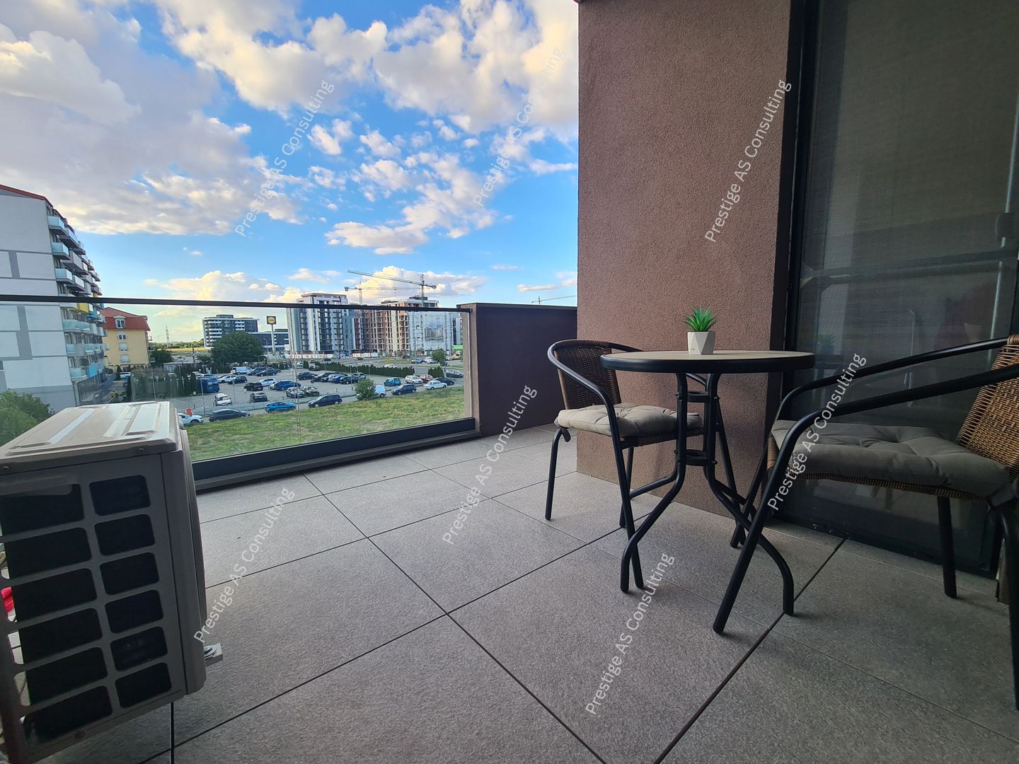 Apartament de lux cu 2 camere, etaj 2 cu parcare subterana - Torontalului - Poză 4