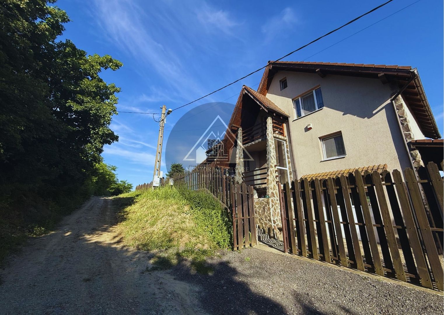 Casa moderna, de vanzare, Medias! - Poză 2