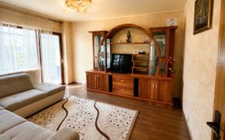 Apartament 3 camere decomandate, zona Lapus - Poză 2