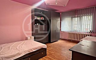 Apartament cu 3 camere de vanzare in zona Rogerius, Oradea - Poză 8