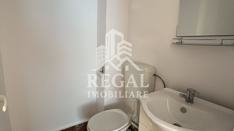 PRET NOU - Spațiu comercial de vânzare – Zona Micro 5 - Poză 4