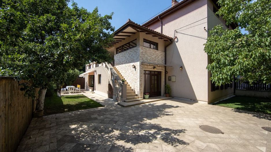 Apartament in VIla - Poză 4