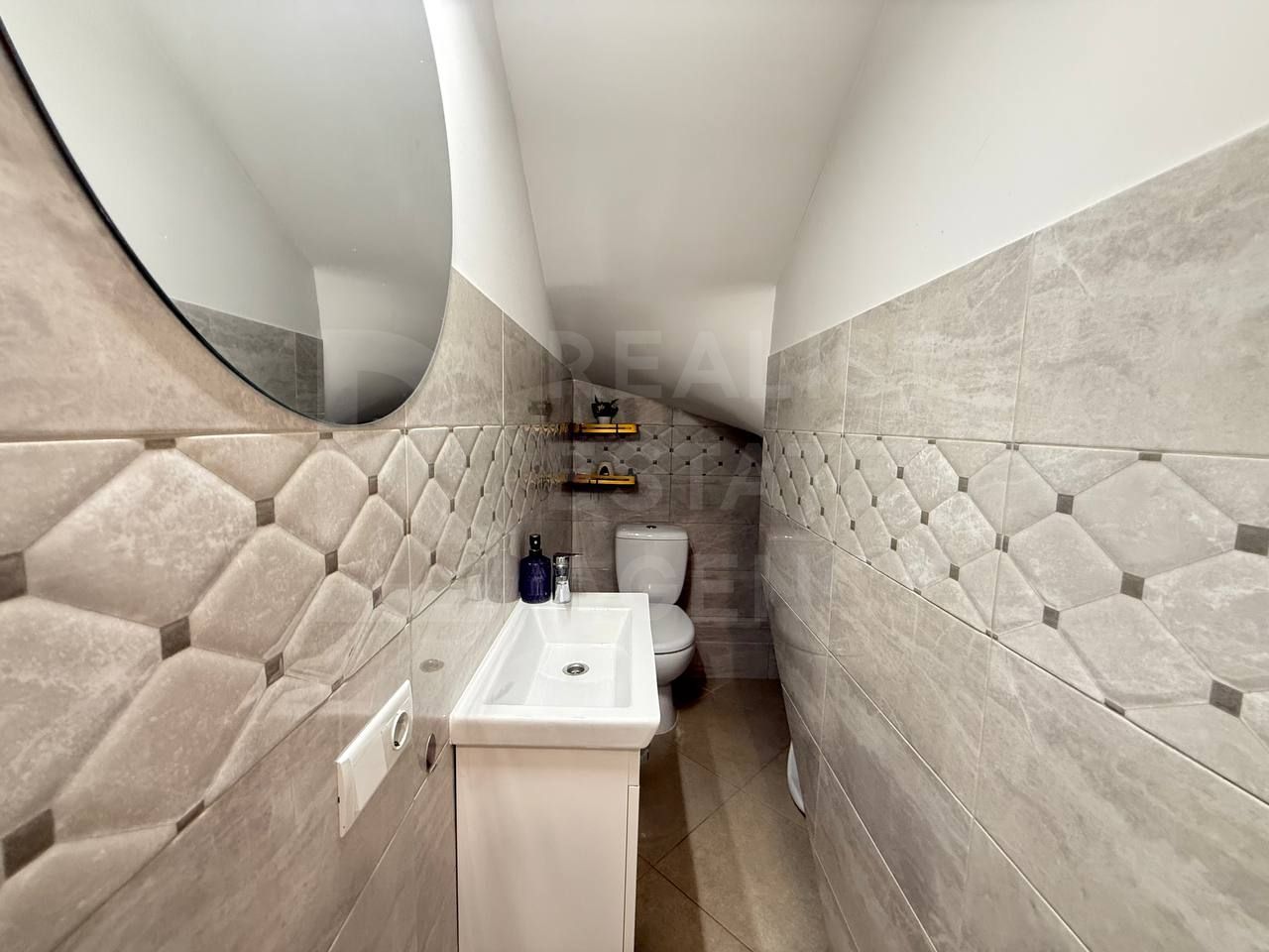 Vânzare, casă, 2 nivele, 3 camere, strada Miorița, Colonița. - Poză 8