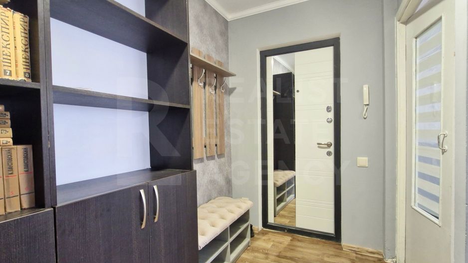 Chirie, apartament, 3 cameră, strada Calea Ieşilor, Sculeni - Poză 12