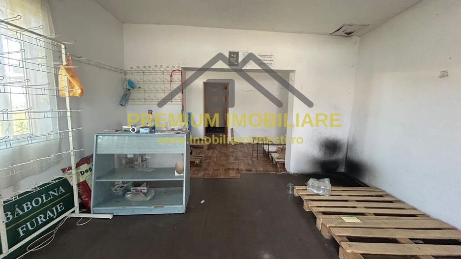 Casă de vânzare în centrul Oituzului, DN11 - Poză 4