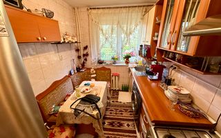 2 camere - etaj 1 - 1982 - Calea Severinului - Botanica - Poză 4