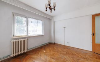 2 camere decomandate, Banat – etaj 2, centrală proprie, zonă excelentă - Poză 2
