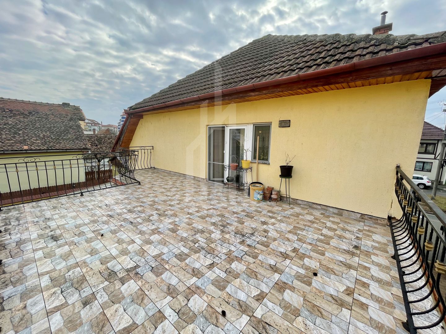 Casa spațioasă în Sibiu, cartierul Terezian – 325.000€ - Poză 13