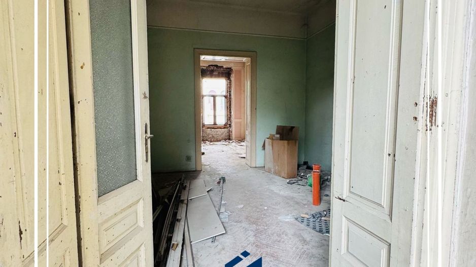 Apartament 3 cam de renovat ultracentral, clădire bine amplasată, Arad - Poză 6