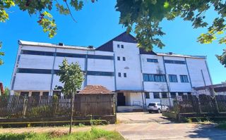 Cladire multifunctionala in Bistrita -3244mp-1.700.000 euro - Poză 1