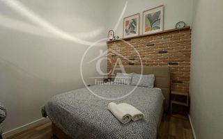 Casa de vanzare cu 3 camere zona Centrala, Oradea - Poză 5