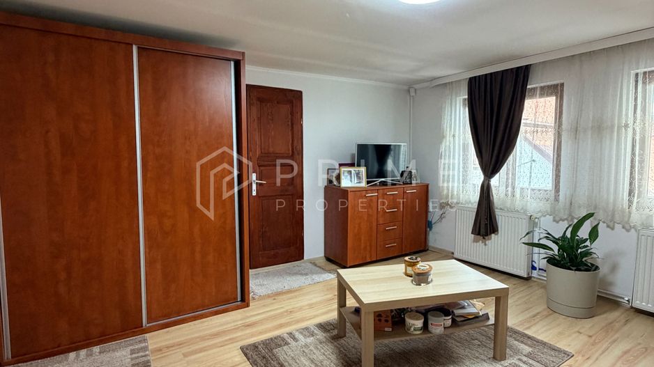 Proprietate cu două case | Zonă premium între Dâmbu Pietros și Gh Doja - Poză 26