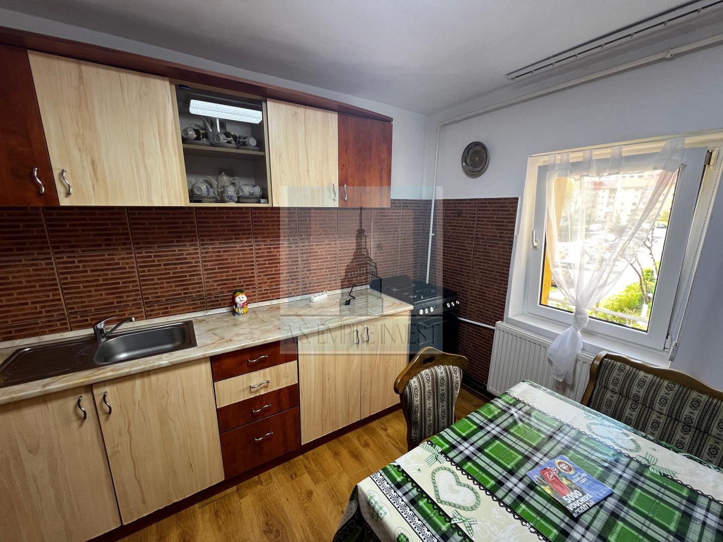 Apartament 3 camere decomandat, 2 bai - zona Racadau - Poză 6