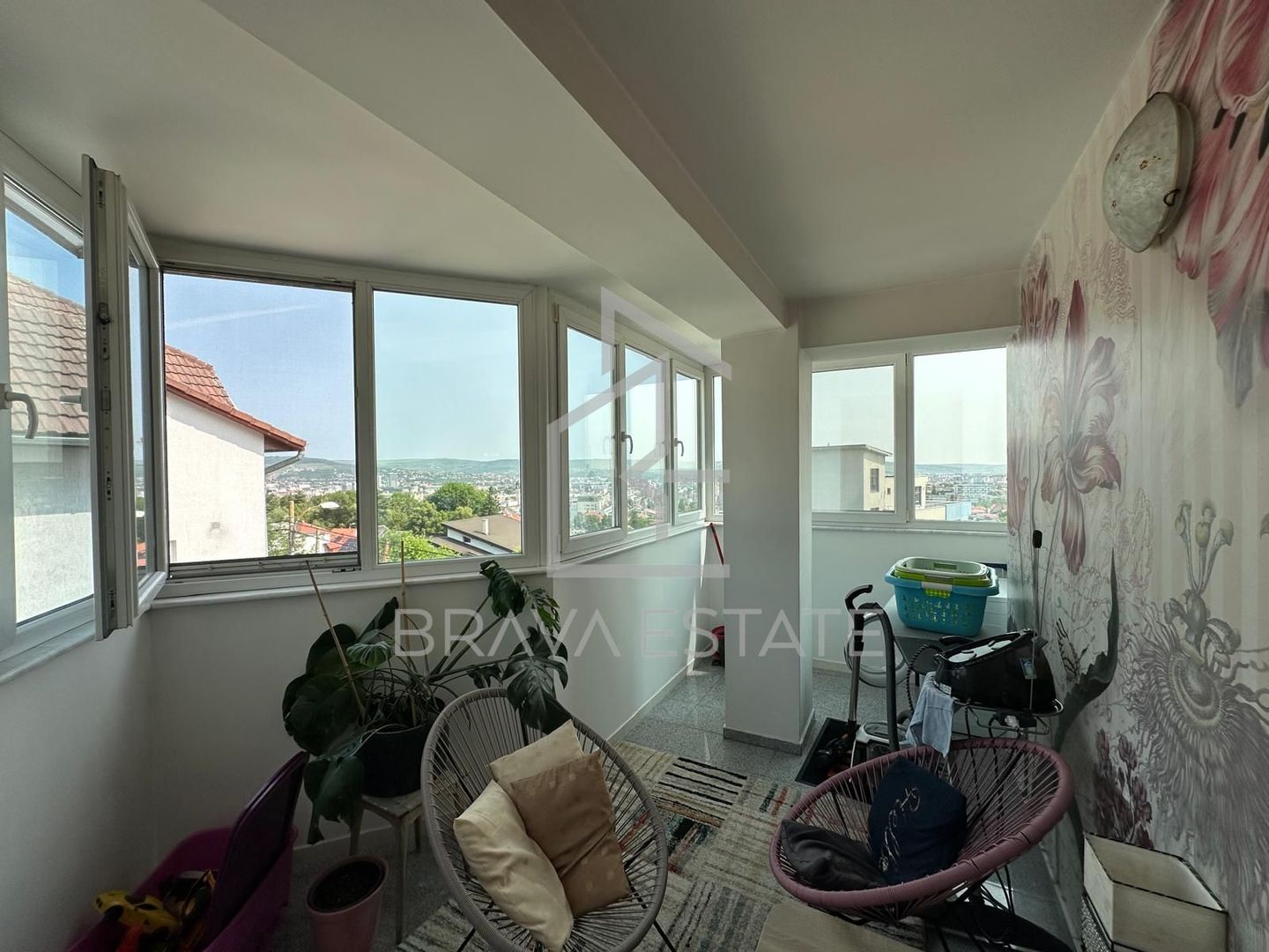 Apartament 3 camere, balcon, parcare subterana, zona Andrei Muresanu - Poză 4