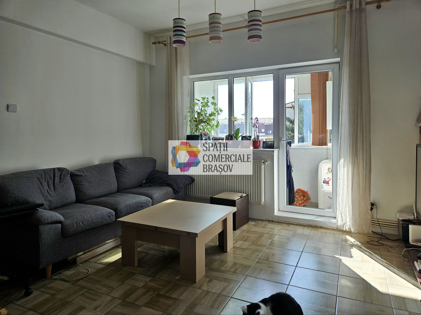 Apartament cu trei camere - mansarda, zona Garii 56 mp - Poză 1