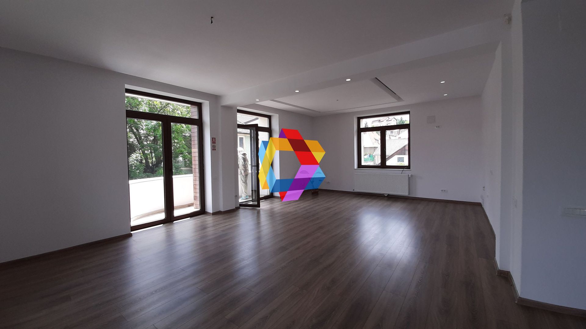 Spatiu de birouri deosebit - 160 mp - Poză 4