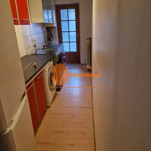 Garsoniera la 6 minute de Metrou Lujerului-Centrala Proprie - Poză 3