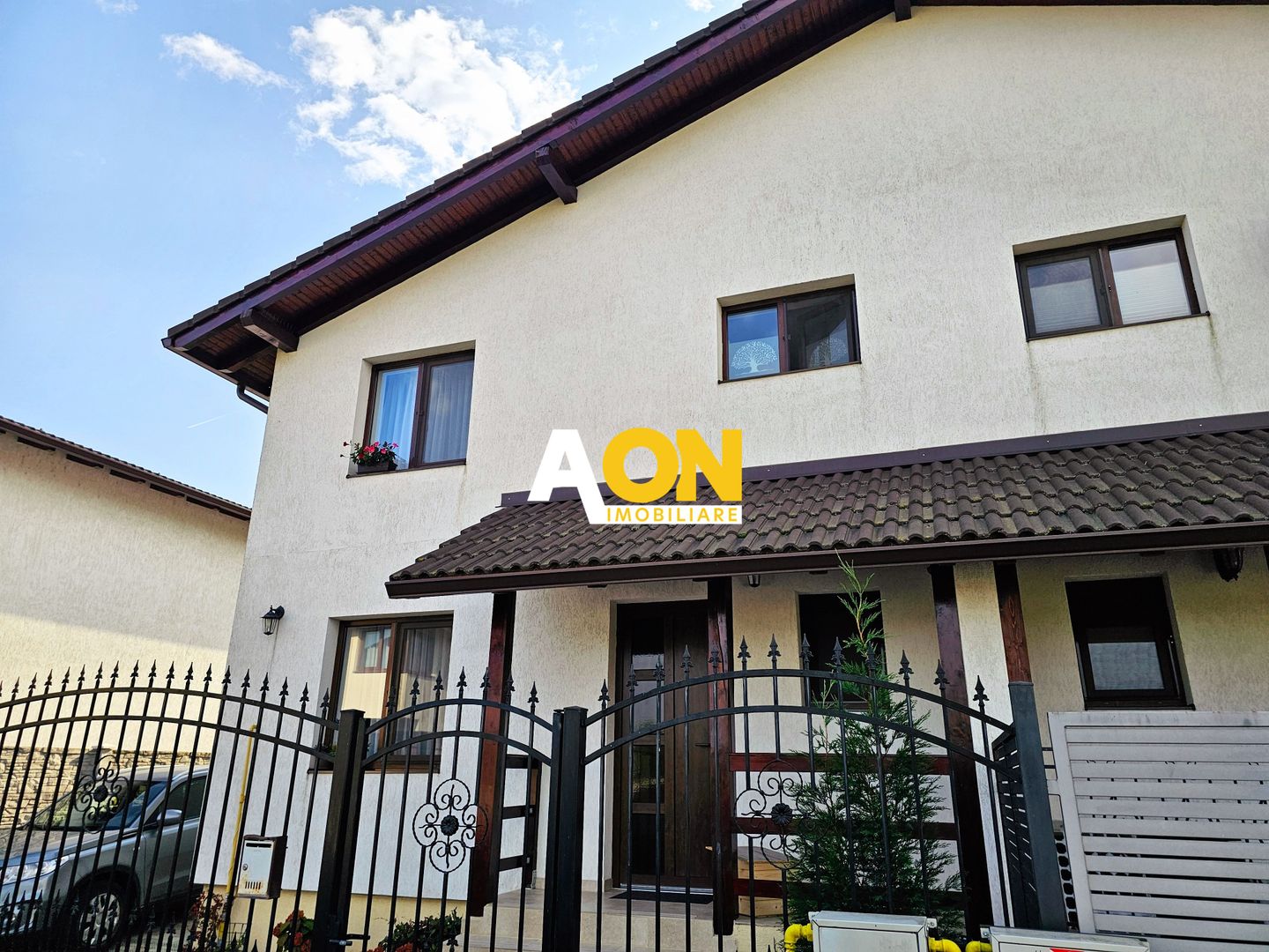 1/2 Duplex, 4 camere, 342 mp teren, strada asfaltata, Cetate - Poză 4