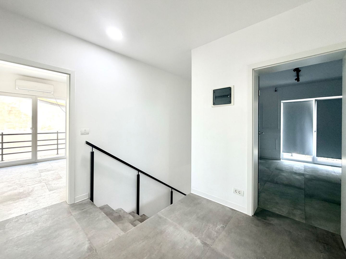 Casa individuală de închiriat - Giroc intrare - Poză 6