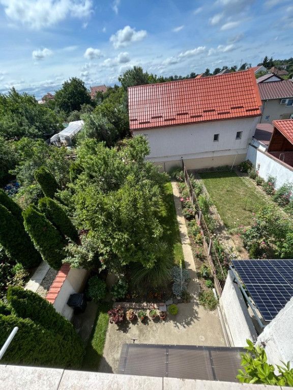 De vânzare casă cu etaj - Poză 13