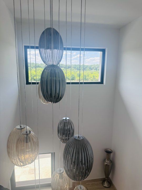 Vila cu ieşire la lac - Poză 3