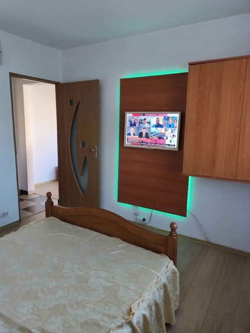 Apartament 2 camere,- Craiovita Noua - Poză 5