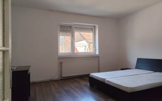 Chirie casa P+1 | ultracentral | pe str. Horváth Imre | Oradea - Poză 3