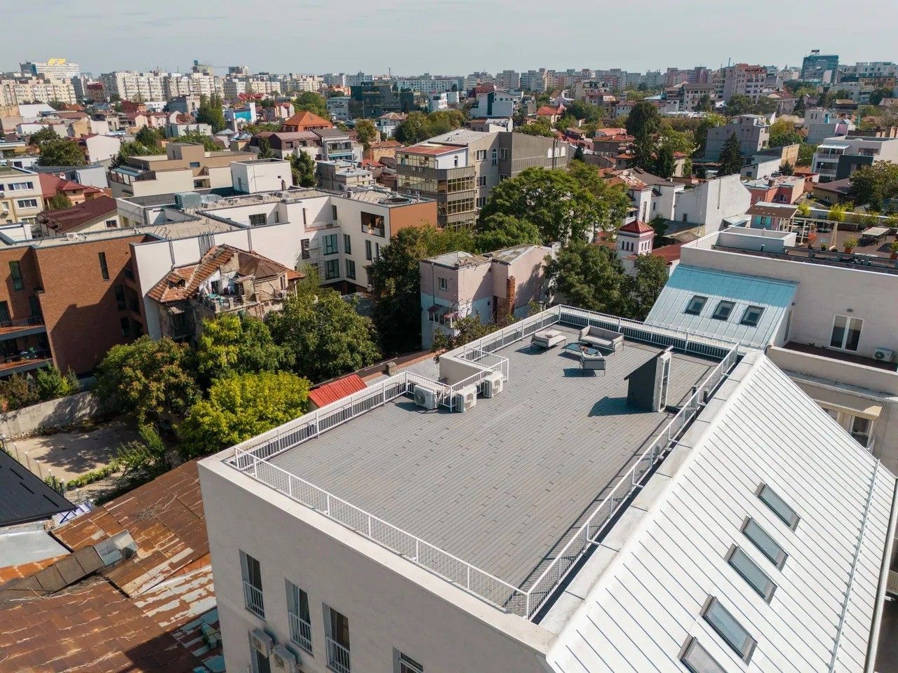 Închiriere Penthouse 3 camere | Terasă de 170 mp - Poză 15