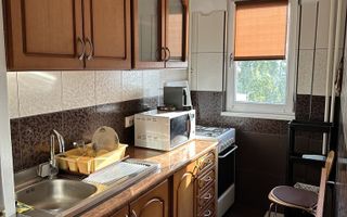 Apartament 2 camere semidecomandat, mobilat și utilat - Poză 3