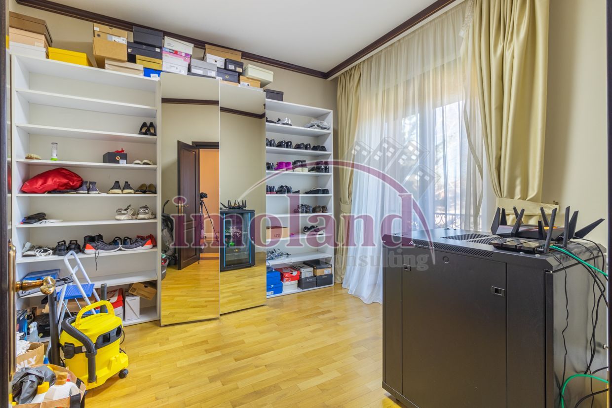 Vila cu piscina si garaj - 6 dormitoare - Pantelimon - Poză 40