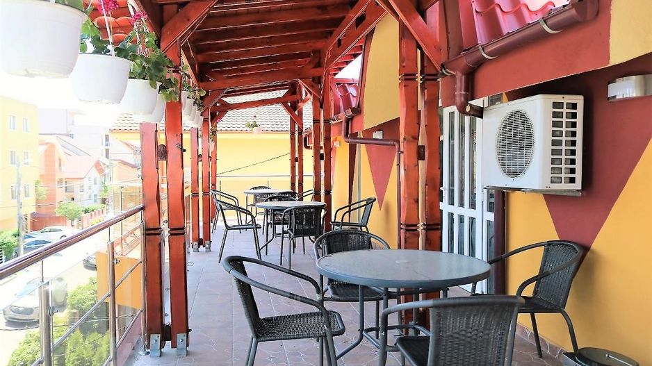 Mamaia Nord - Langa Mare, pensiune la cheie, 11 camere, 9 bai! - Poză 89