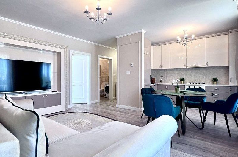 Apartament 2 camere, parter înalt, zona Aradului - British School - Poză 1