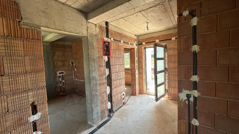 Casă tip duplex curte 350 mp 120 mp utili terasa 22 mp Sura Mare - Poză 20