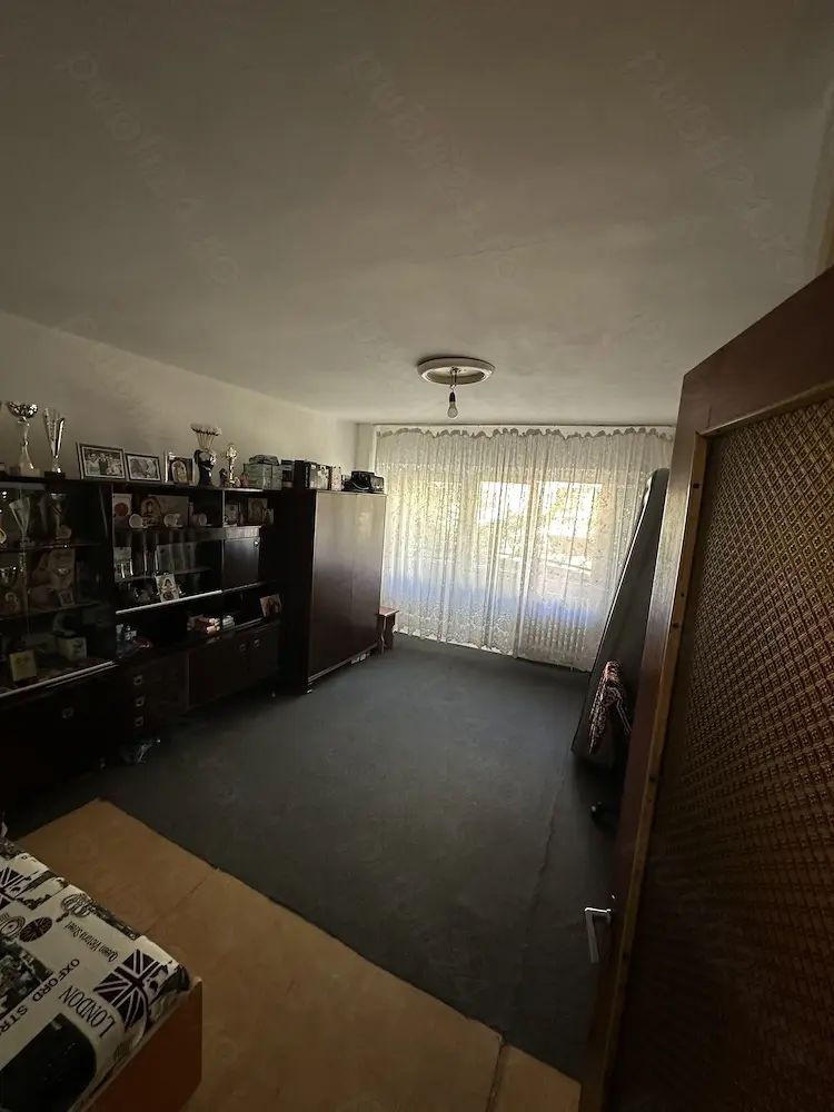 Garsonieră de vânzare decomandată 40mp, zonă Rahova - Poză 1