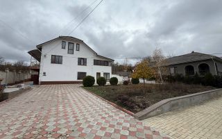 Chirie, casă, 5 camere, strada Sfântul Mihail, Băcioi - Poză 3