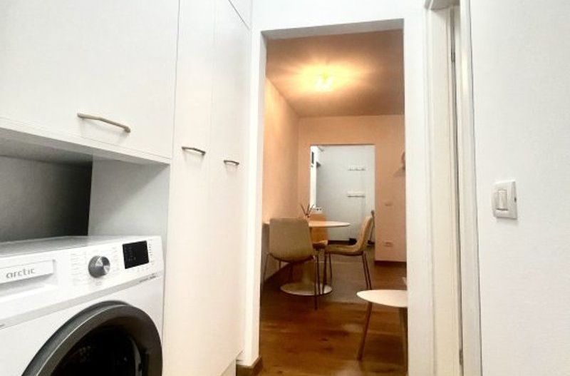 Un apartament primitor si modern, situat in zona Ultracentrală - Piața Victoriei - Poză 13