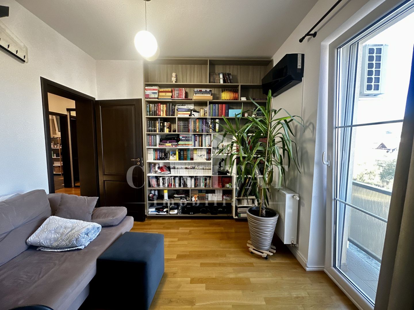 Penthouse cu scara interioară | Parcare și Boxă | Valea Chintaului - Poză 12